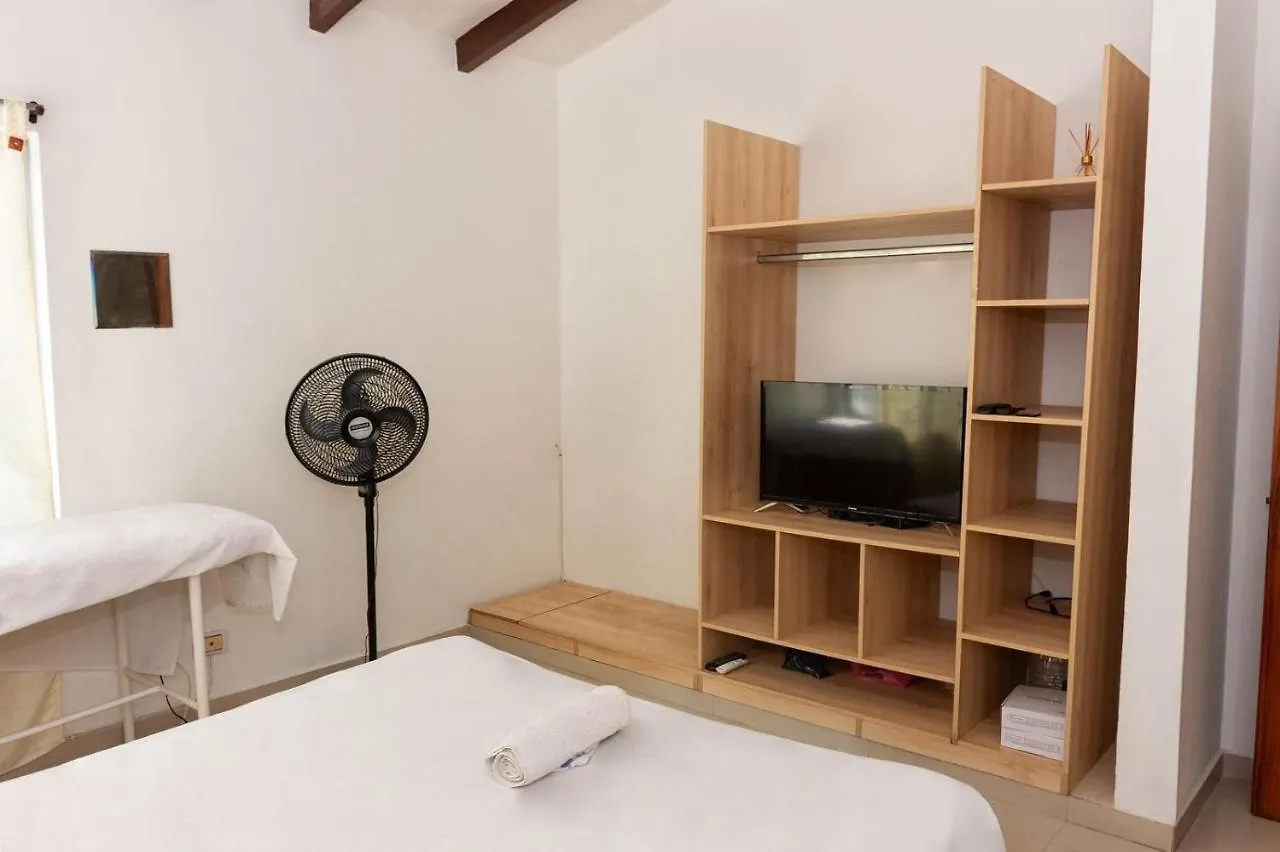 아파트호텔 Apartahotel Romor 칼리
